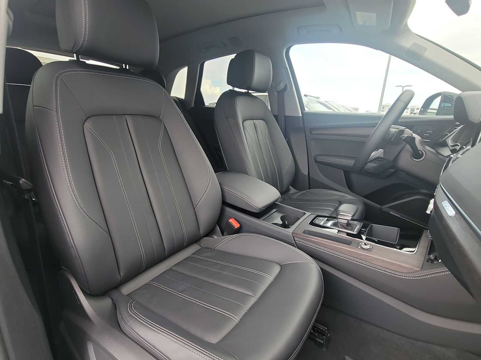 Certified 2024 Audi Q5 2.0T Premium Plus AWD/4WD image 21