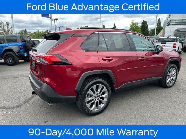 Used 2022 Toyota RAV4 XLE Premium FWD image 8