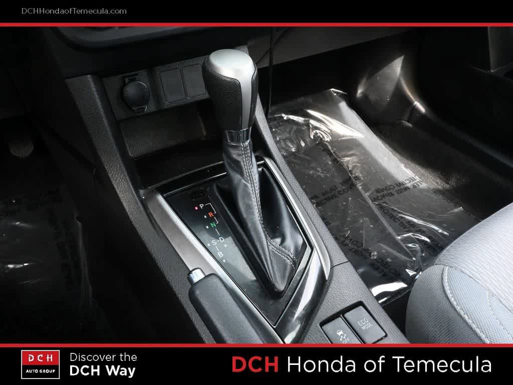 Used 2014 Toyota Corolla LE image 11