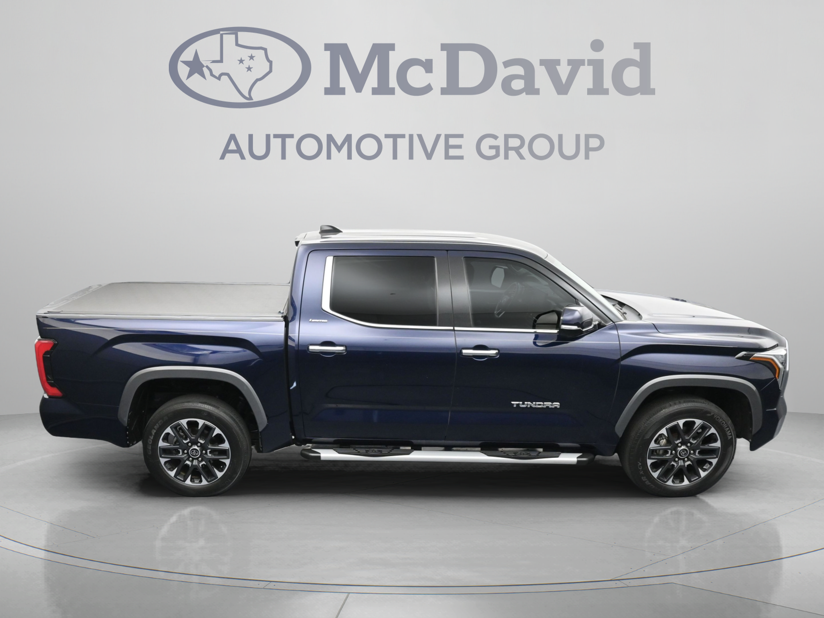 Used 2023 Toyota Tundra Limited AWD/4WD image 39