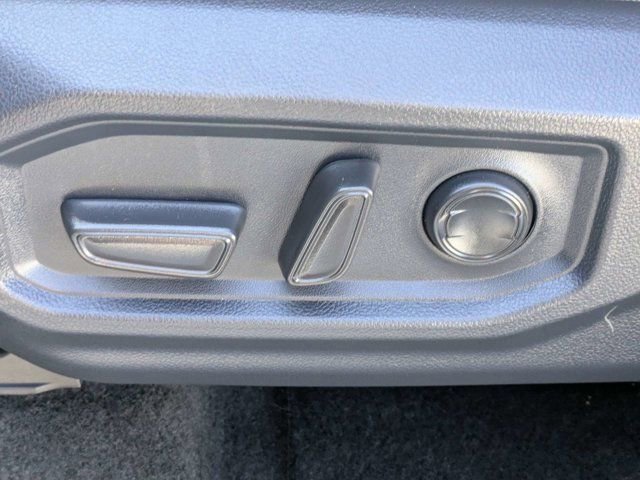 Used 2025 Toyota Tundra SR5 AWD/4WD image 20