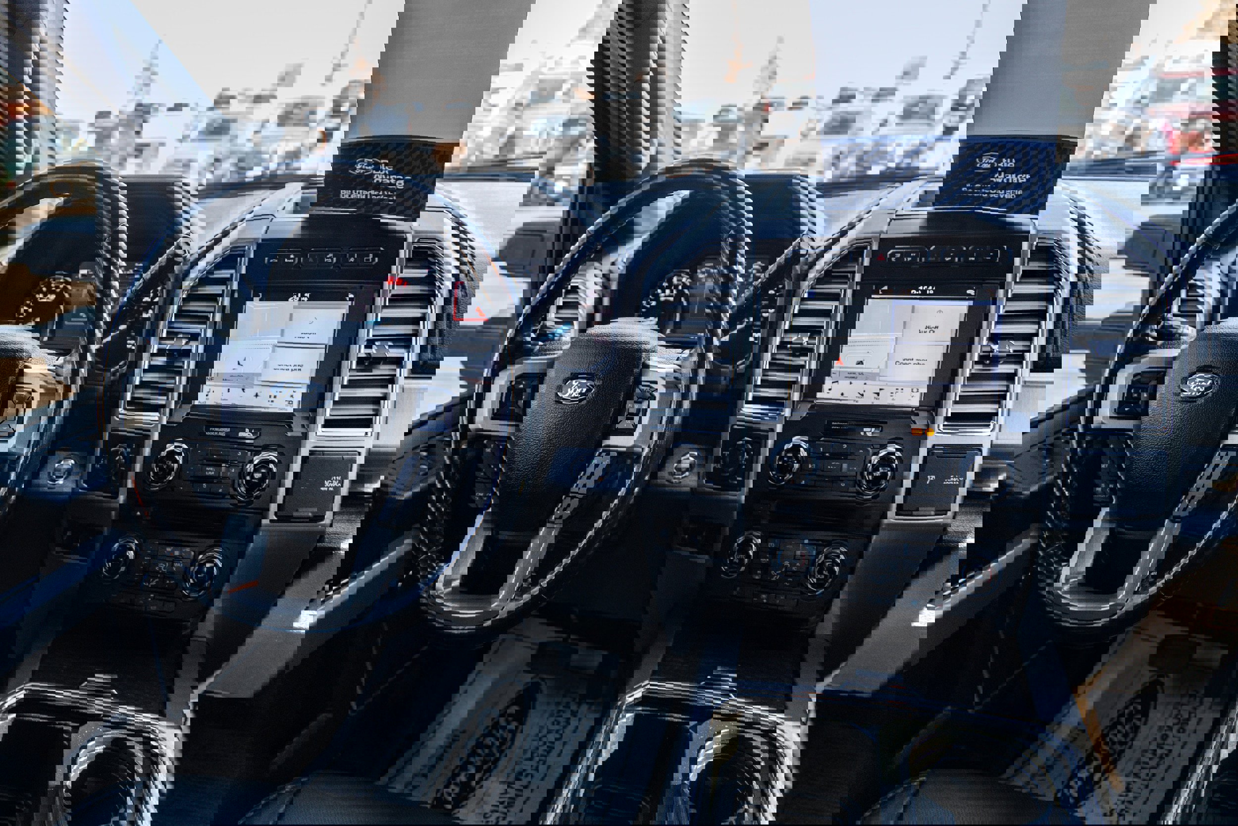 Certified 2017 Ford F350 Platinum w/ Platinum Ultimate Package image 15