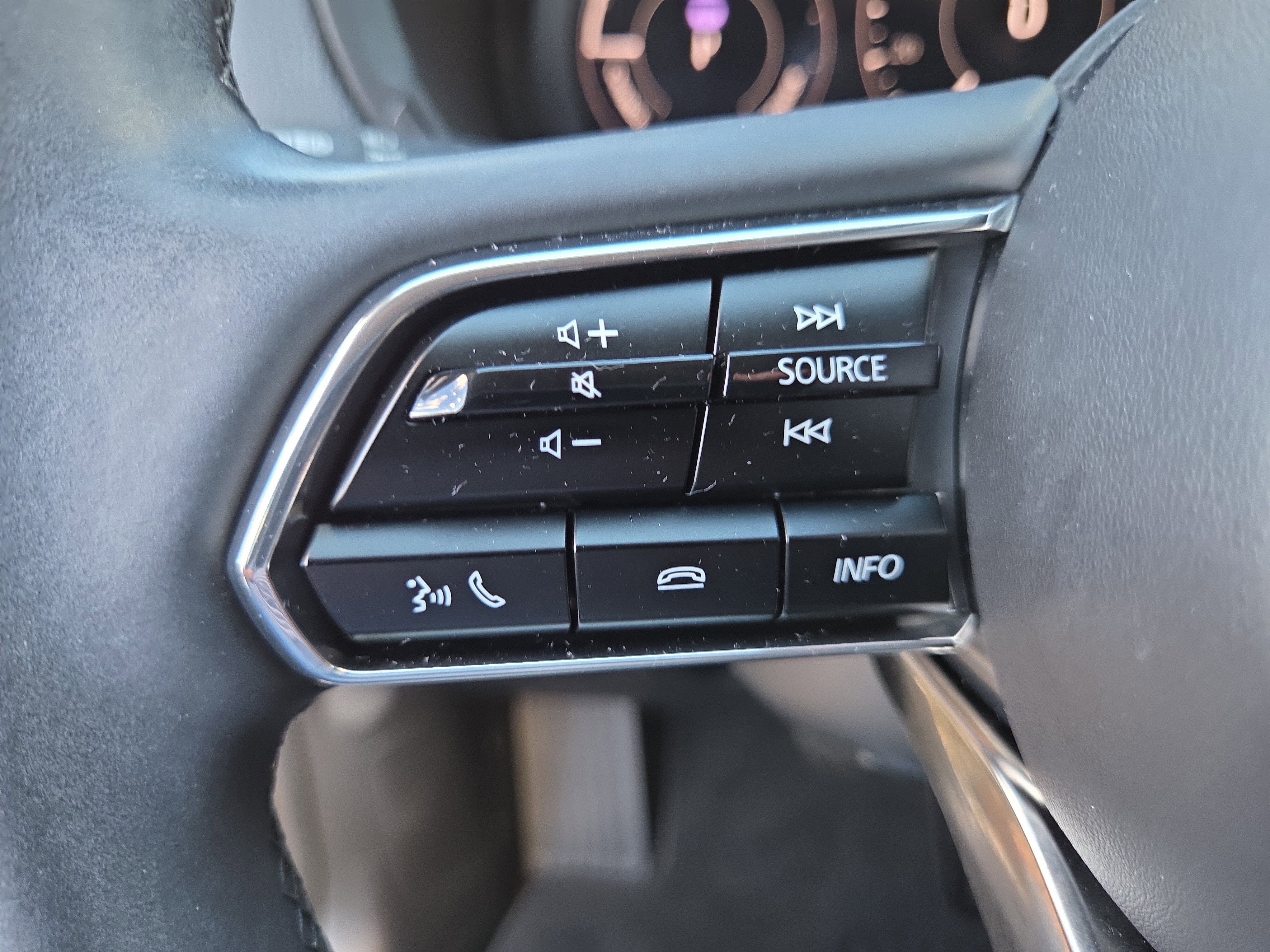 Used 2024 MAZDA CX-90 Plug-In Hybrid w/ Premium Pkg image 29