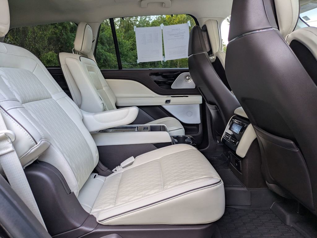 Used 2020 Lincoln Aviator Black Label image 33