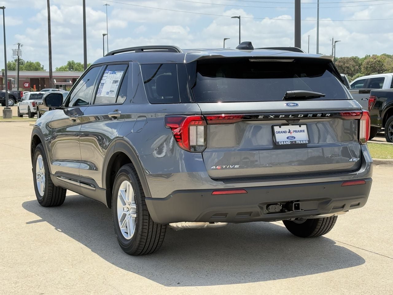 New 2026 Ford Explorer Active AWD/4WD image 5