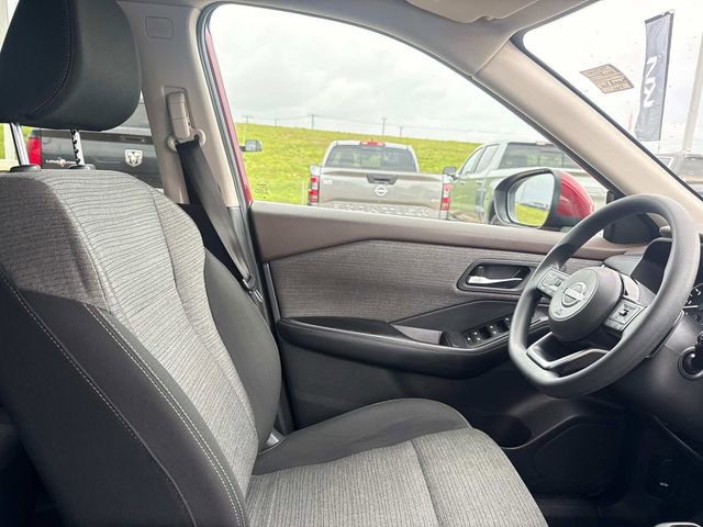 Used 2023 Nissan Rogue SV FWD image 16