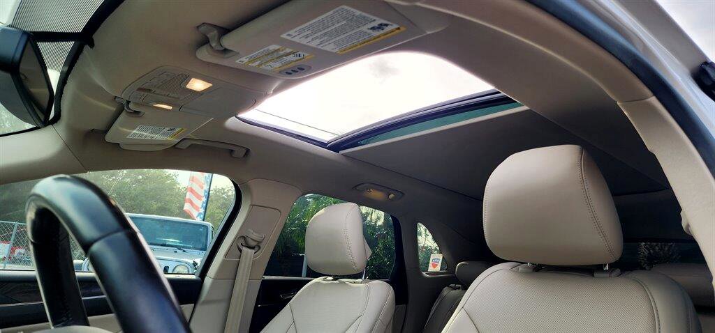 Used 2017 Lincoln MKC Reserve image 21