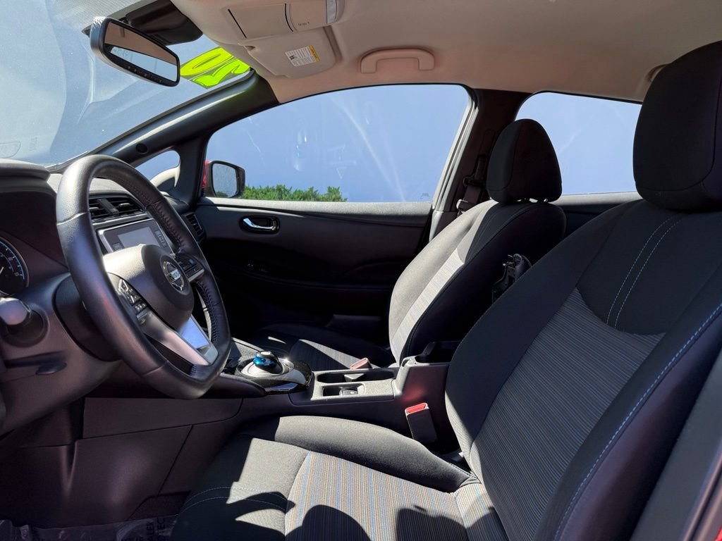 Certified 2020 Nissan Leaf SV w/ SV Technology Package FWD image 15