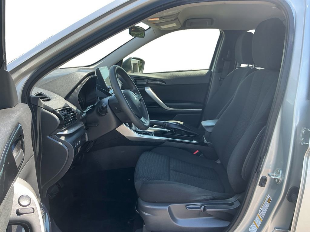 Used 2023 Mitsubishi Eclipse Cross LE AWD/4WD image 14