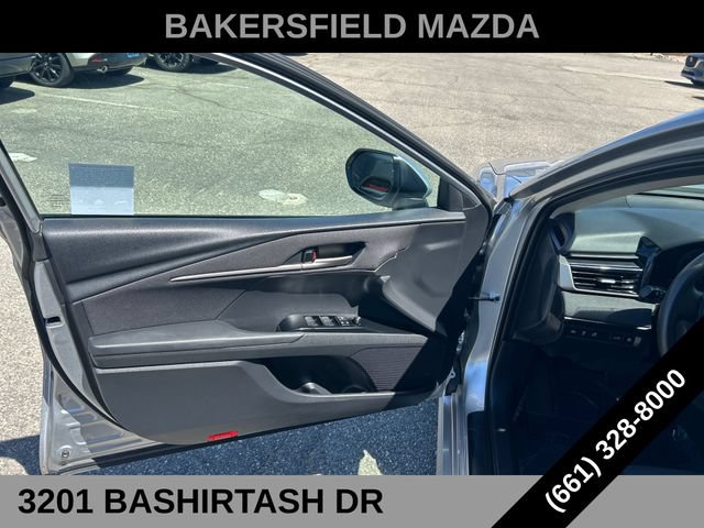 Used 2025 Toyota Camry LE FWD image 14