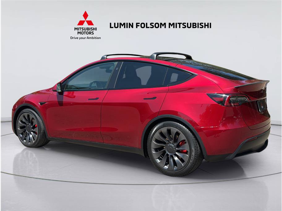 Used 2024 Tesla Model Y Performance AWD/4WD image 3