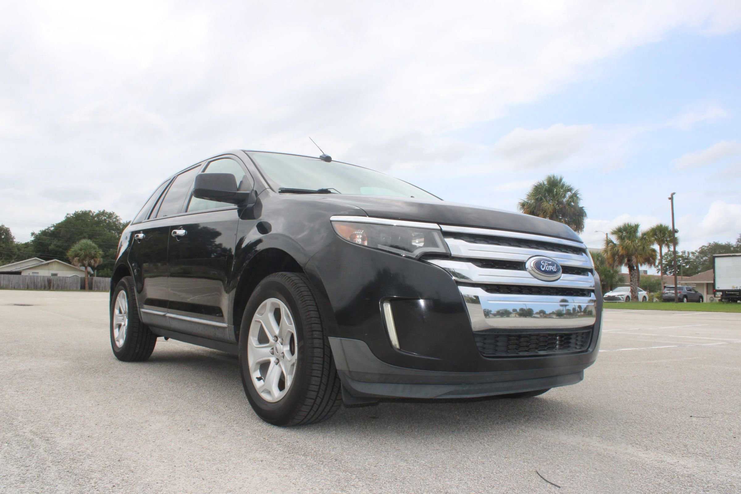 Used 2011 Ford Edge SEL FWD image 18