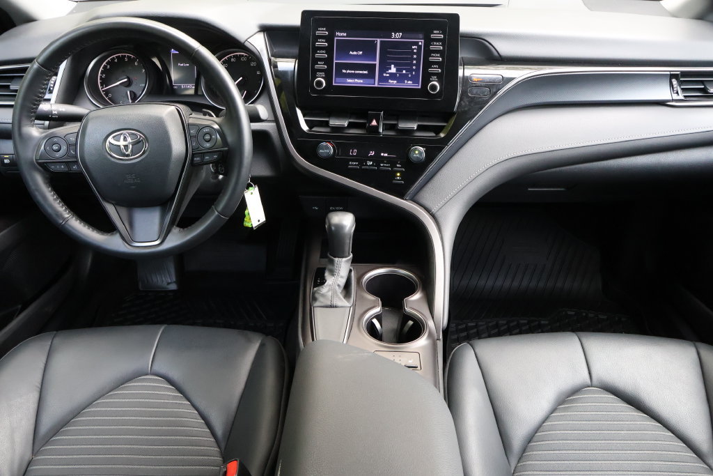 Used 2024 Toyota Camry SE FWD image 14
