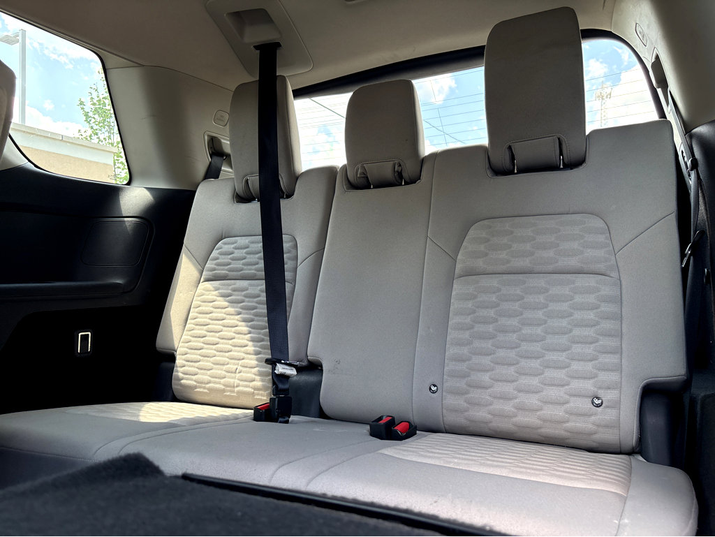 Used 2022 Nissan Pathfinder SV w/ SV Premium Package image 25