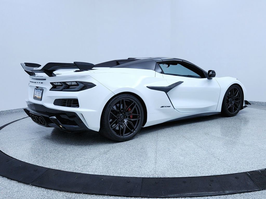 Used 2024 Chevrolet Corvette Z06 image 5