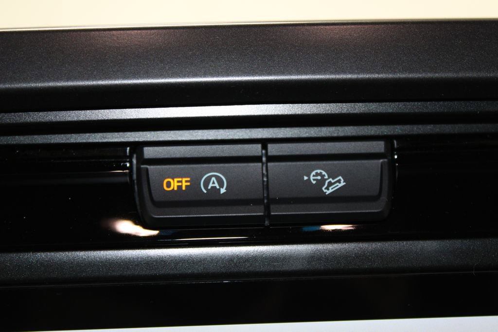 New 2026 Ford F150 Lariat w/ Equipment Group 502A High image 57