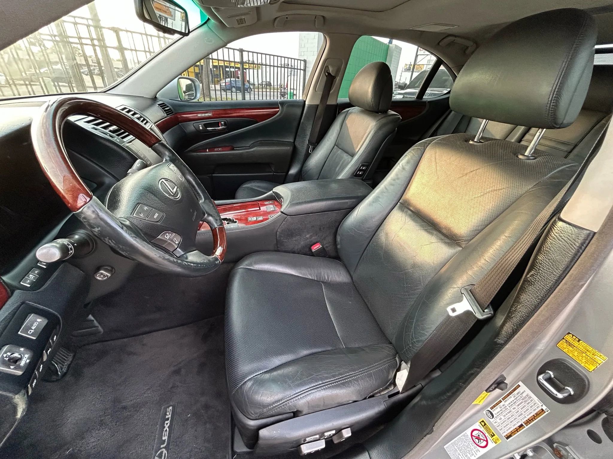 Used 2012 Lexus LS 460 w/ Luxury Value Edition image 10