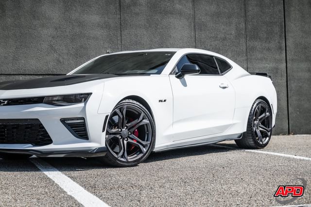 Used 2018 Chevrolet Camaro SS image 38