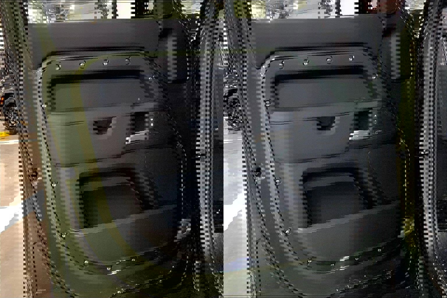 New 2026 Land Rover Defender 130 S image 10