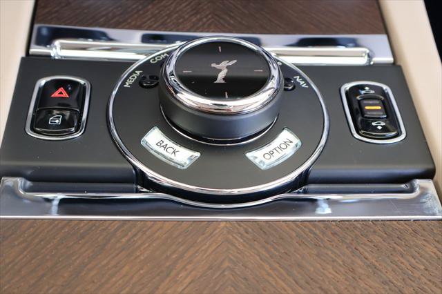 Certified 2019 Rolls-Royce Wraith RWD image 31