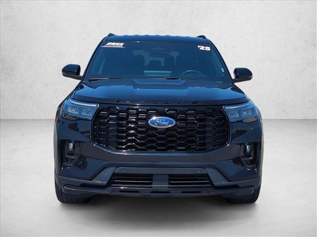 Certified 2025 Ford Explorer ST-Line w/ ST-Line Street Pack AWD/4WD image 2