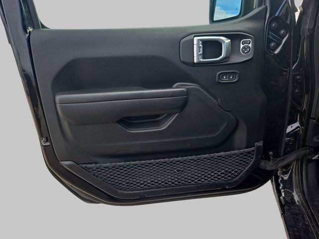 Used 2022 Jeep Wrangler Unlimited Sport image 28