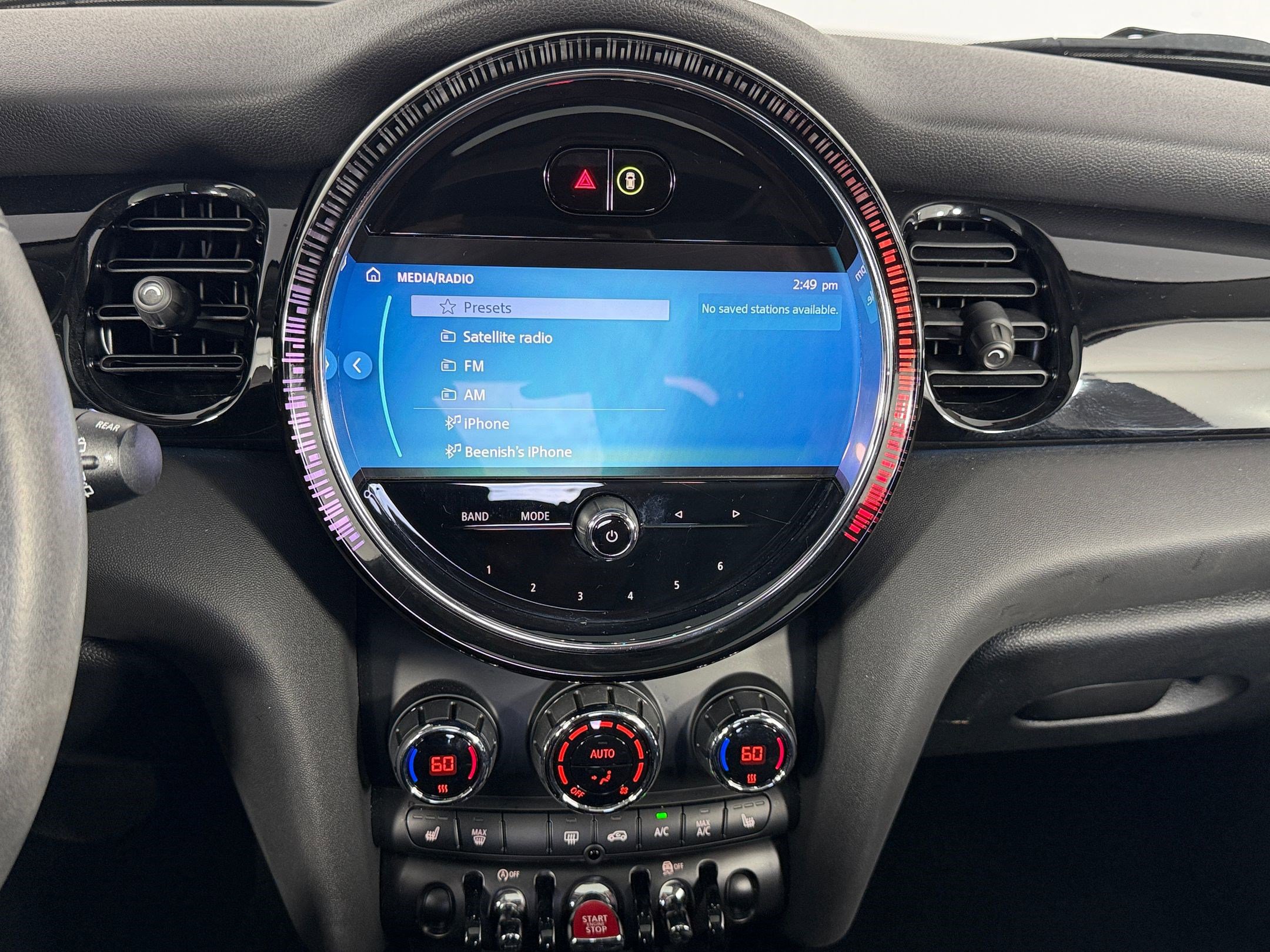 Used 2023 MINI Cooper 2-Door Hardtop image 24