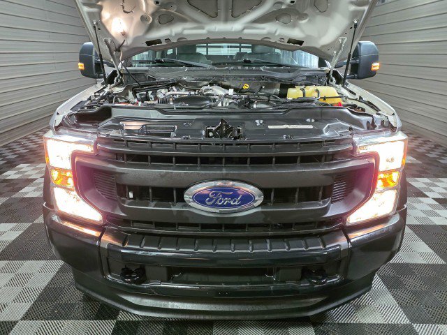 Used 2020 Ford F450 XL w/ Power Equipment Group image 27
