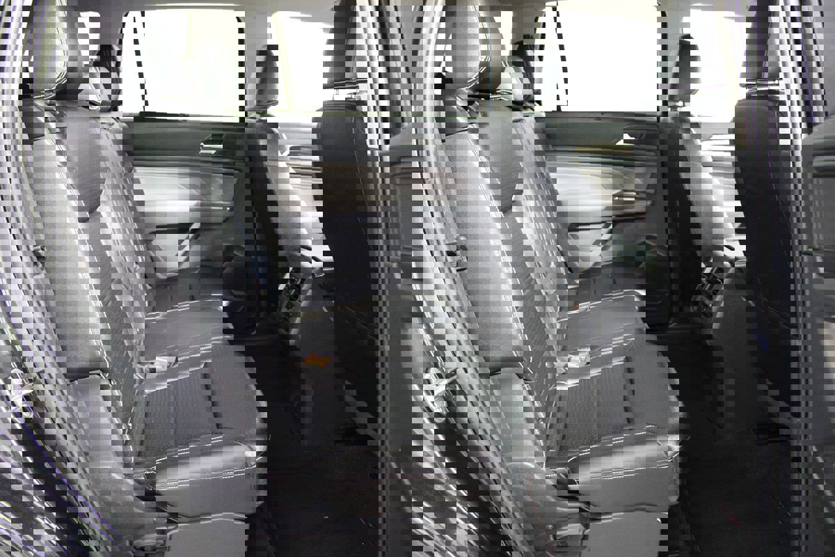 Used 2022 Volkswagen Atlas SE image 31