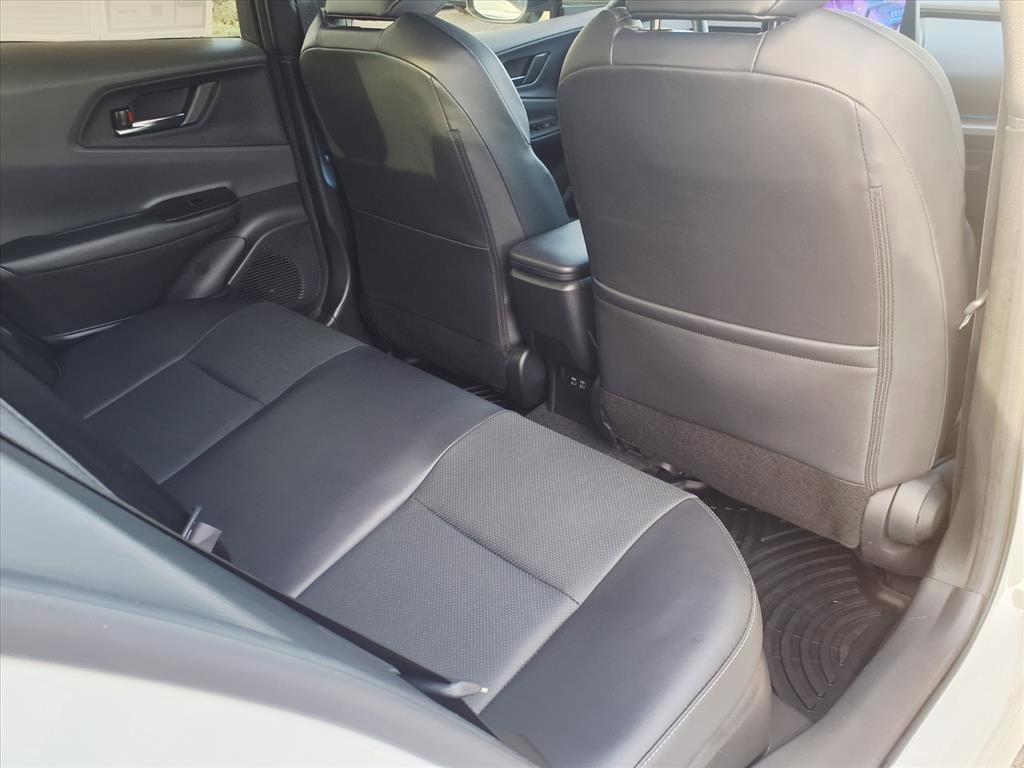 Used 2023 Toyota Prius AWD image 13