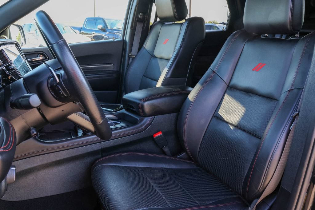 Used 2025 Dodge Durango GT AWD/4WD image 12