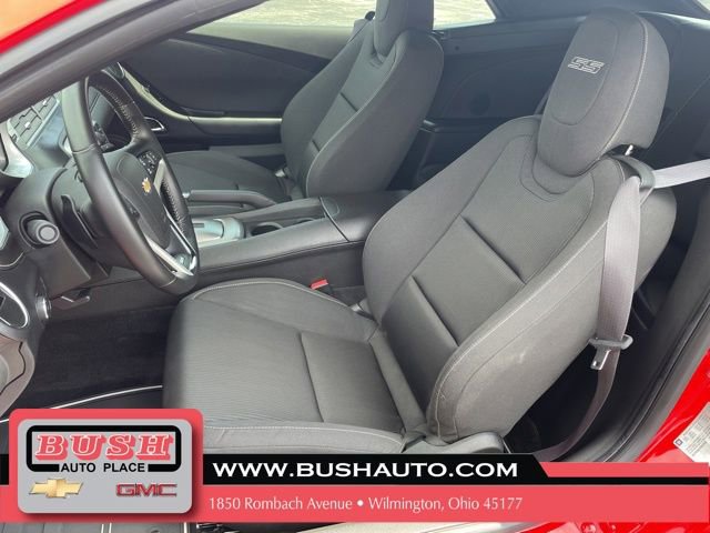 Used 2015 Chevrolet Camaro SS image 13