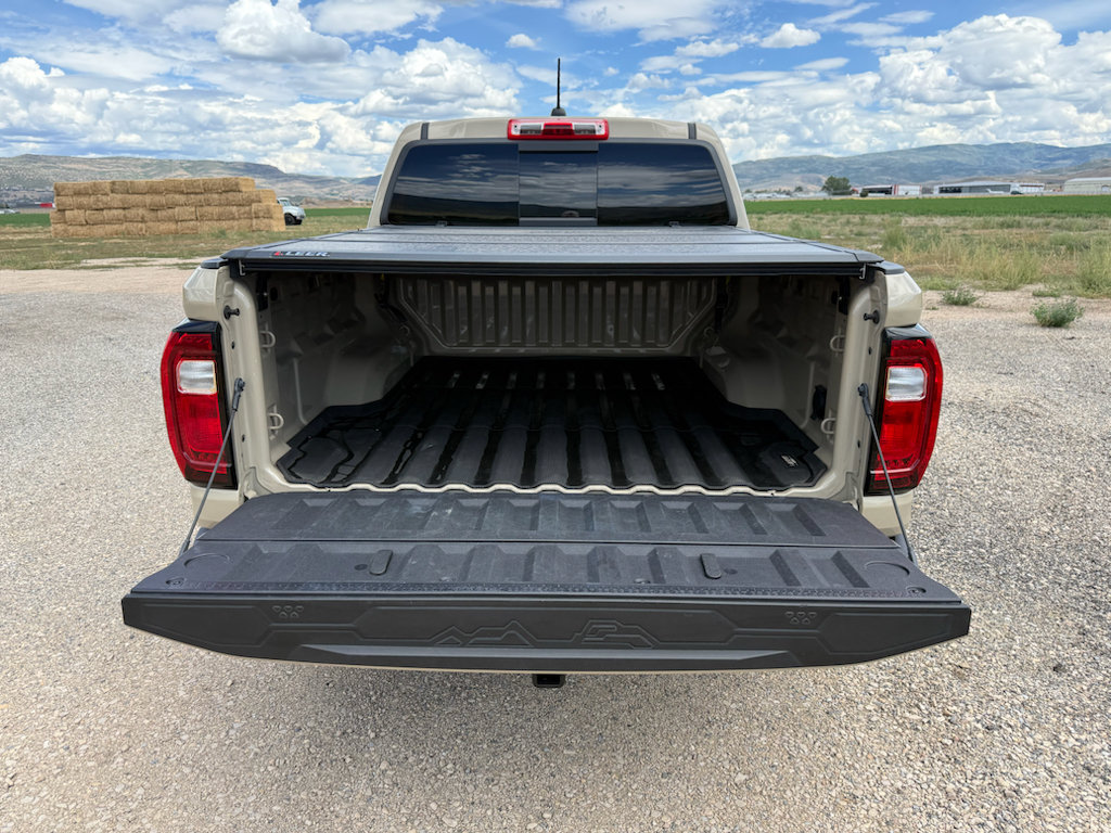 Used 2024 GMC Canyon AT4 w/ Technology Package AWD/4WD image 13