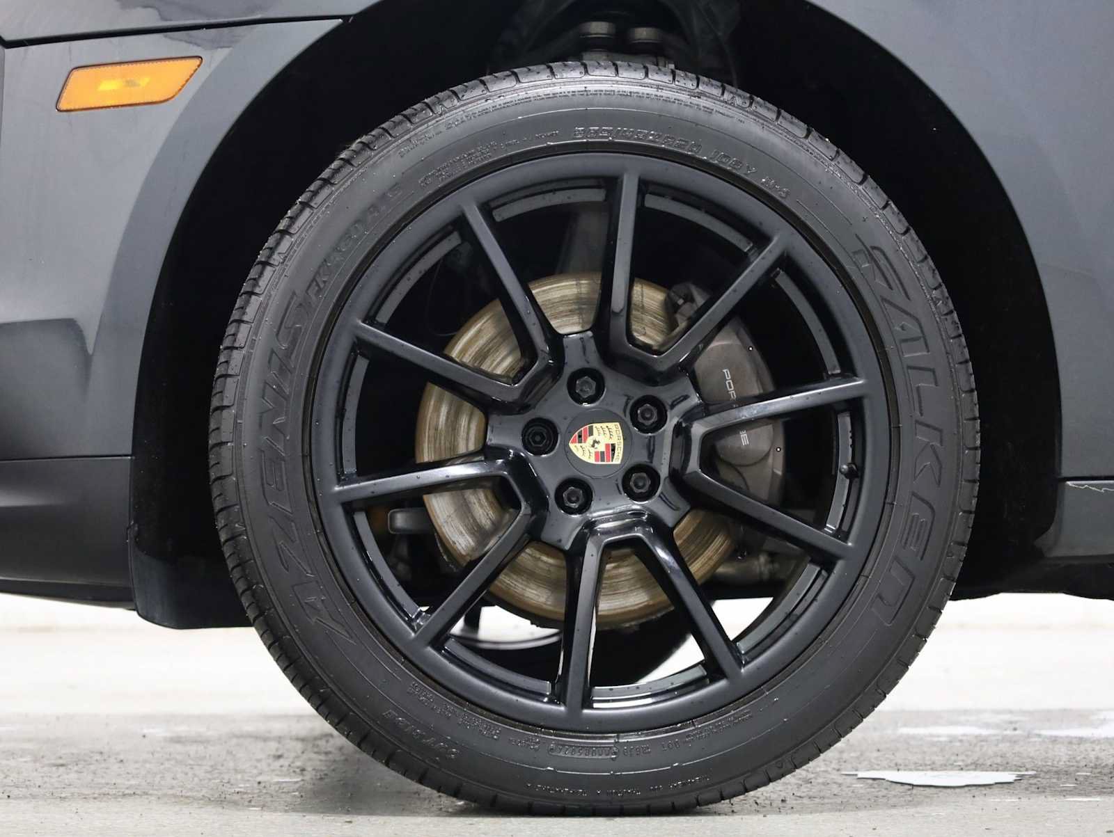 Used 2020 Porsche Macan AWD/4WD image 40