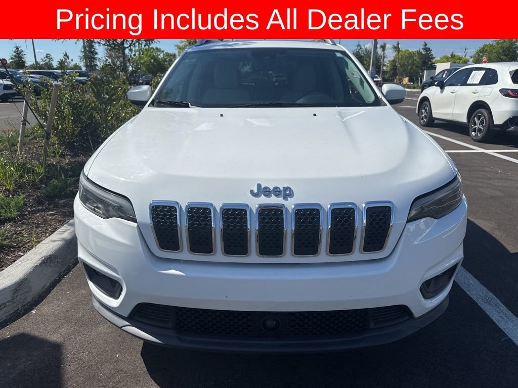 Used 2021 Jeep Cherokee Latitude Lux w/ Sun & Sound Group FWD image 2