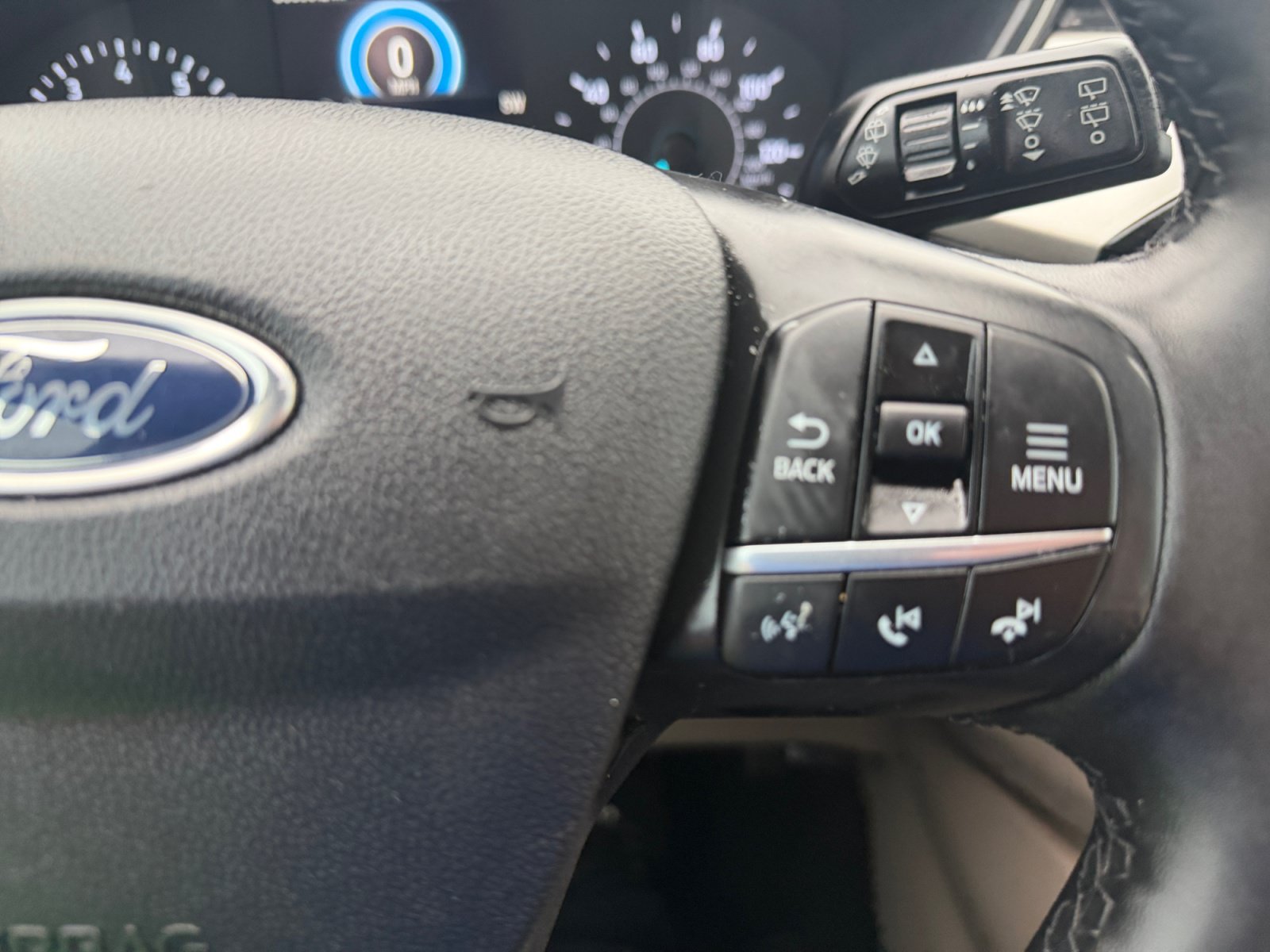 Used 2022 Ford Escape SE w/ Convenience Package FWD image 18