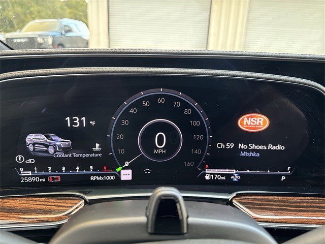 Certified 2022 Cadillac Escalade ESV Premium Luxury w/ Performance Package image 12