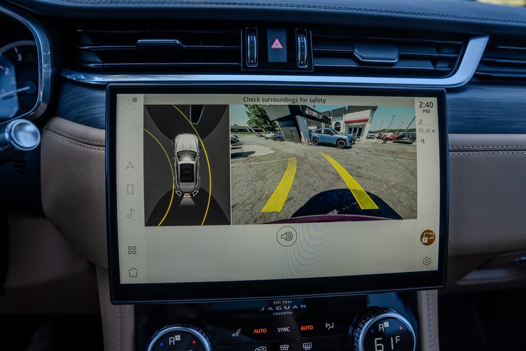 Used 2023 Jaguar F-PACE S AWD/4WD image 11