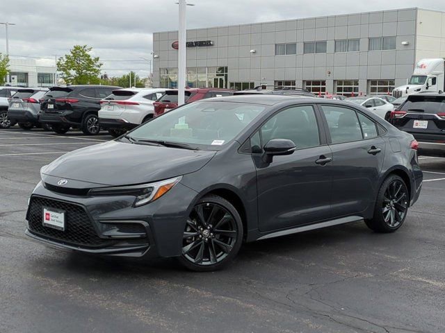 Certified 2025 Toyota Corolla XSE FWD image 2