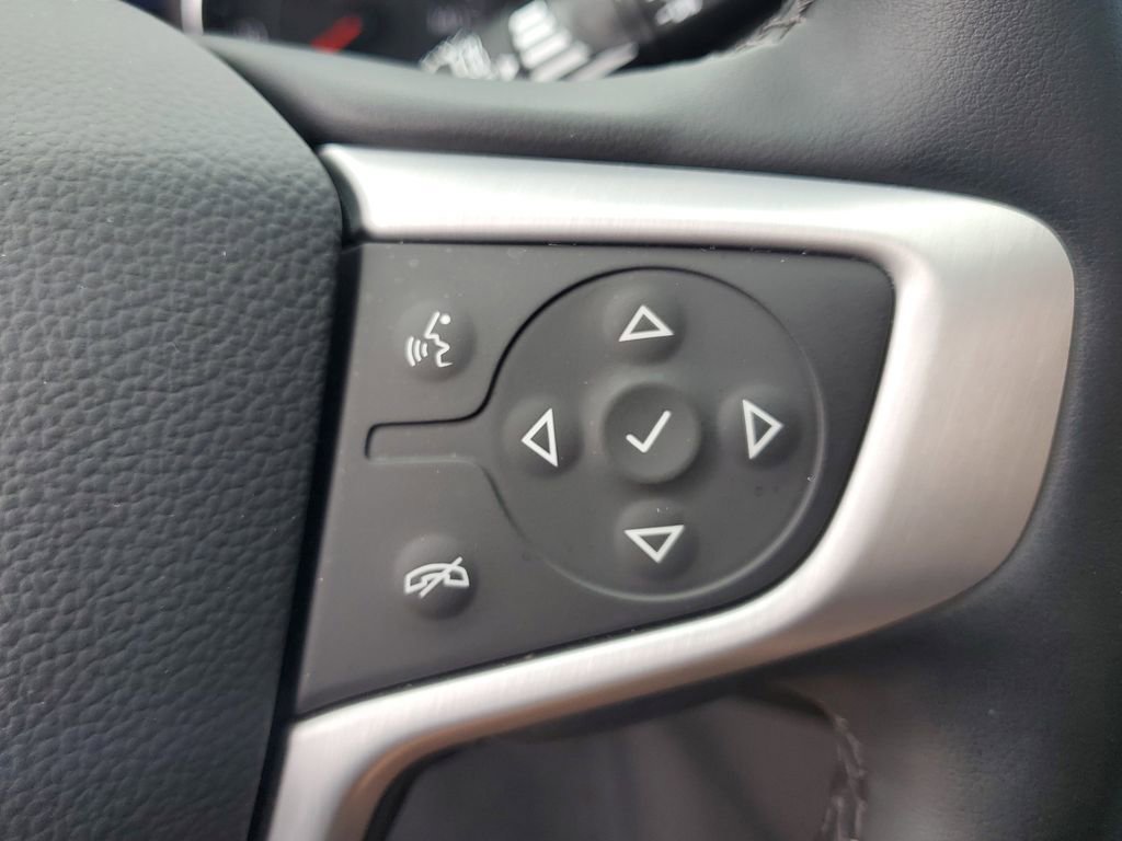 Used 2023 GMC Terrain SLT w/ Elevation Edition image 25