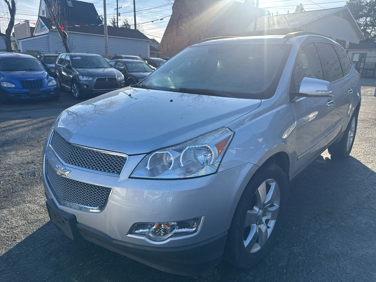 Used 2012 Chevrolet Traverse LTZ image 1