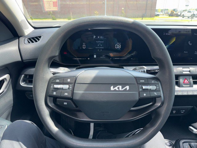 Used 2025 Kia K4 FWD image 20