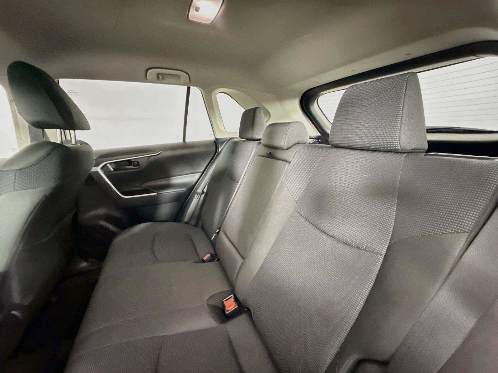 Certified 2025 Toyota RAV4 LE FWD image 27