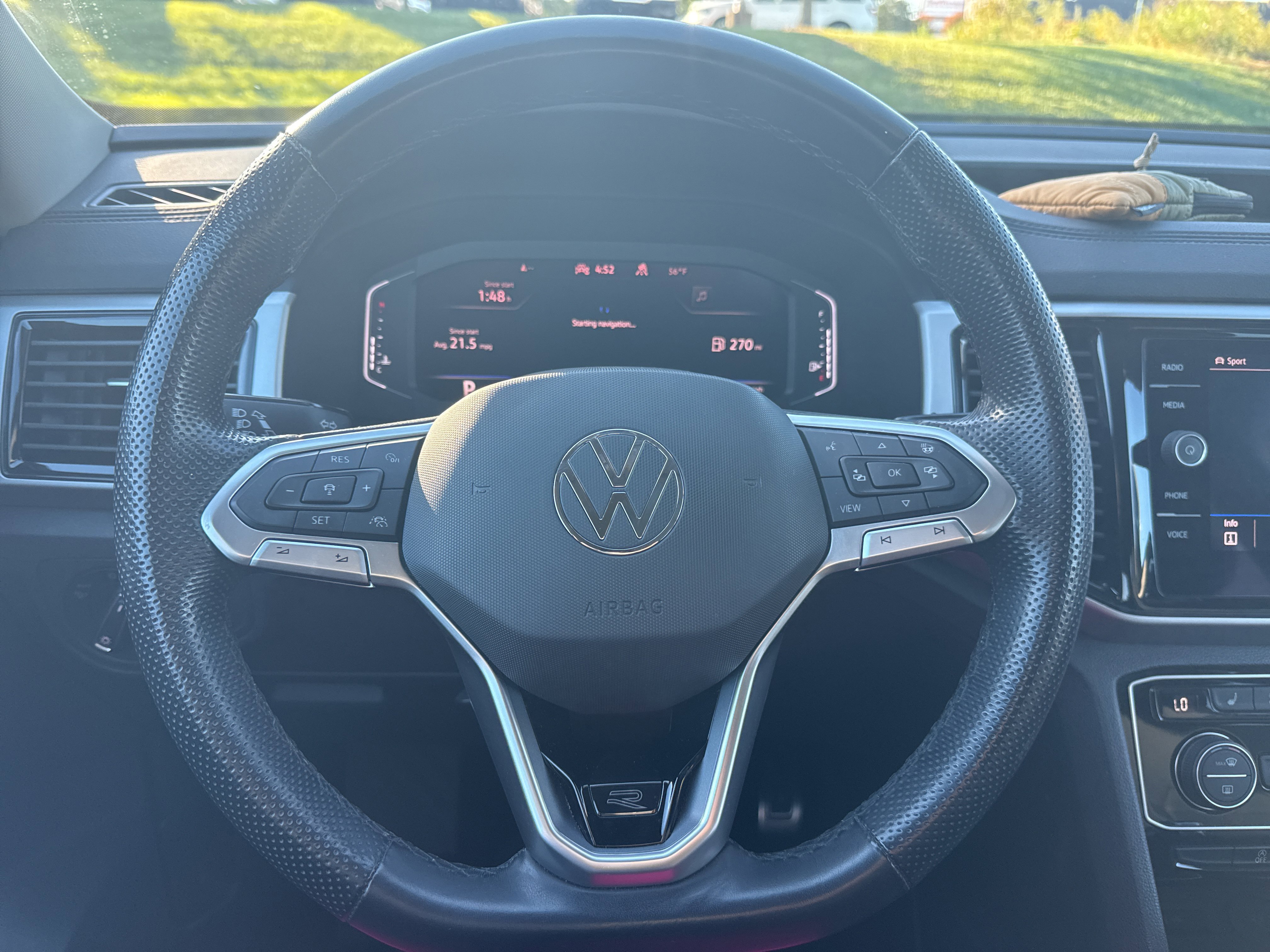 Used 2022 Volkswagen Atlas SEL Premium AWD/4WD image 8