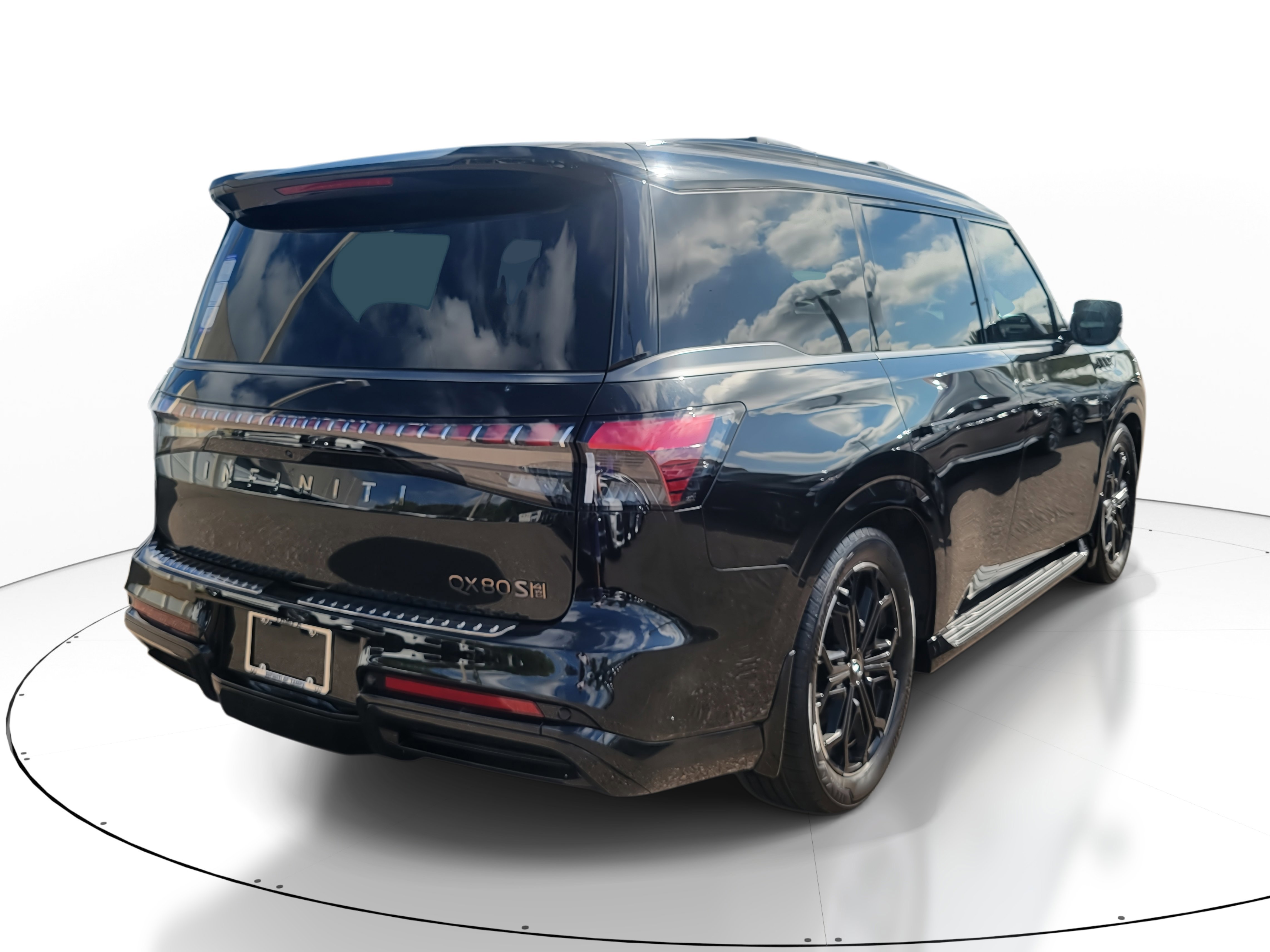 New 2026 INFINITI QX80 4WD image 3