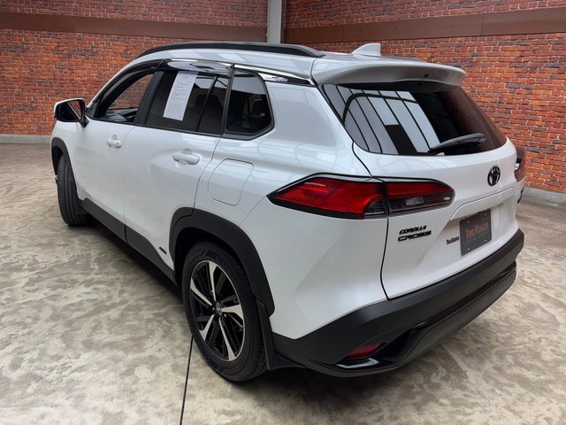 Used 2024 Toyota Corolla Cross XSE w/ Convenience Package image 3