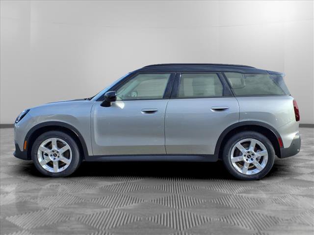 Used 2025 MINI Cooper Countryman S w/ Comfort Package Max image 2