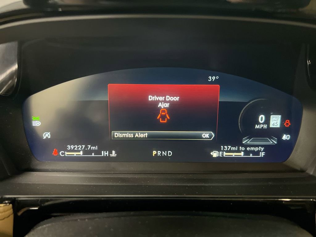 Used 2022 Lincoln Corsair Reserve w/ Equipment Group 201A image 12