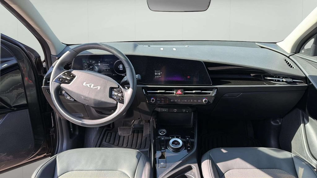 Used 2023 Kia Niro Wind FWD image 12
