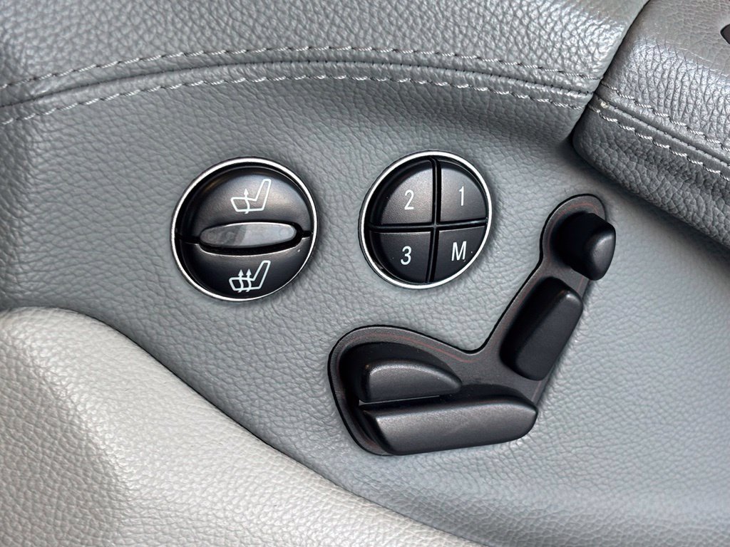 Used 2003 Mercedes-Benz SL 500 image 27